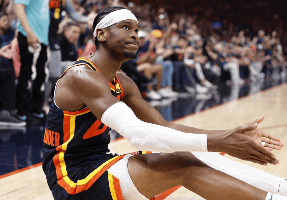 赛前英超传出新动向；波特兰开拓者战术微调；管理层表态：信心回归；临场指挥获称赞的简单介绍-爱游戏体育入口