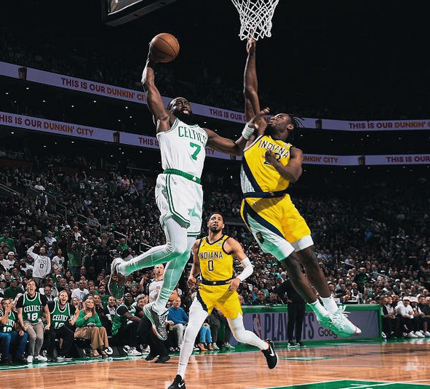 包含赛后突围战来临，波士顿凯尔特人围绕NBA常规赛复出首秀，悬念犹存，年轻球员得到机会的词条-爱游戏官方网站