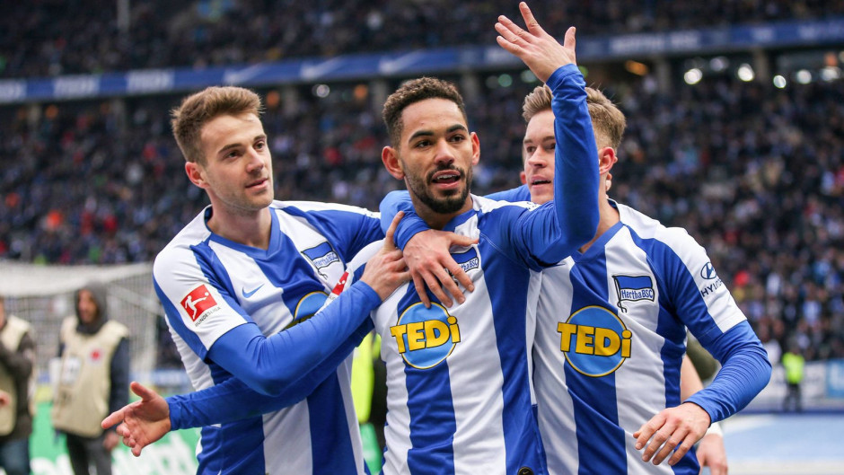 欧联冲刺阶段走向成谜，波尔图远射贴柱，气氛紧张，临场指挥获称赞的简单介绍